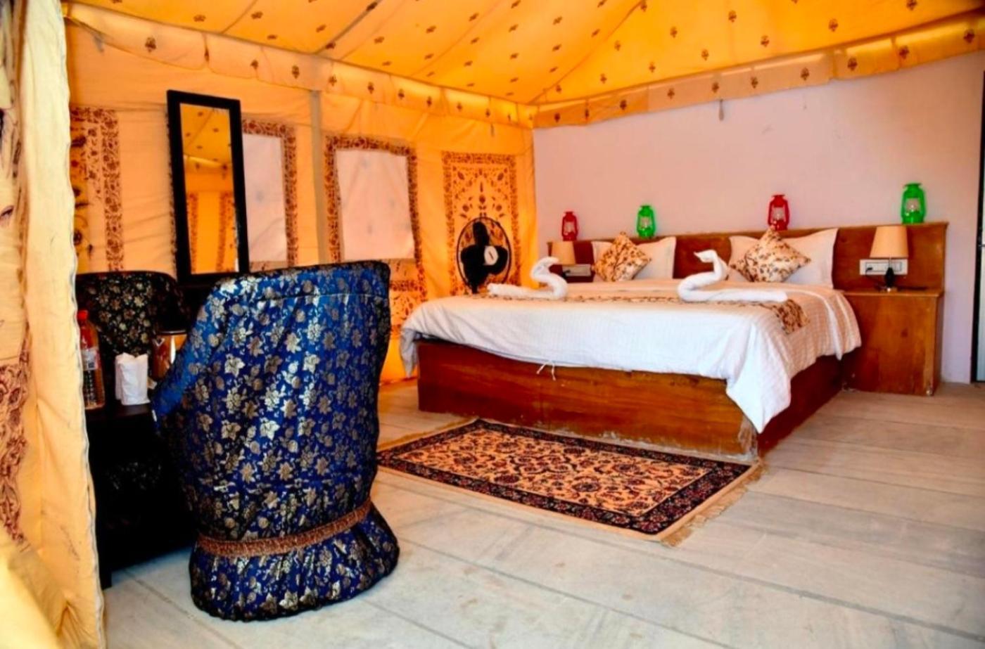 The Saffron Desert Camp Džaisalmér Exteriér fotografie